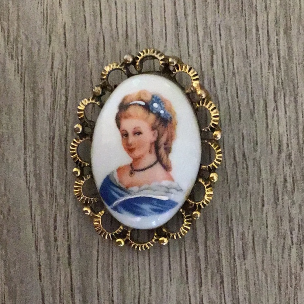 Limoges of France porcelain brooch Lady in Blue